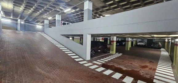 Garagem para Venda em Venteira