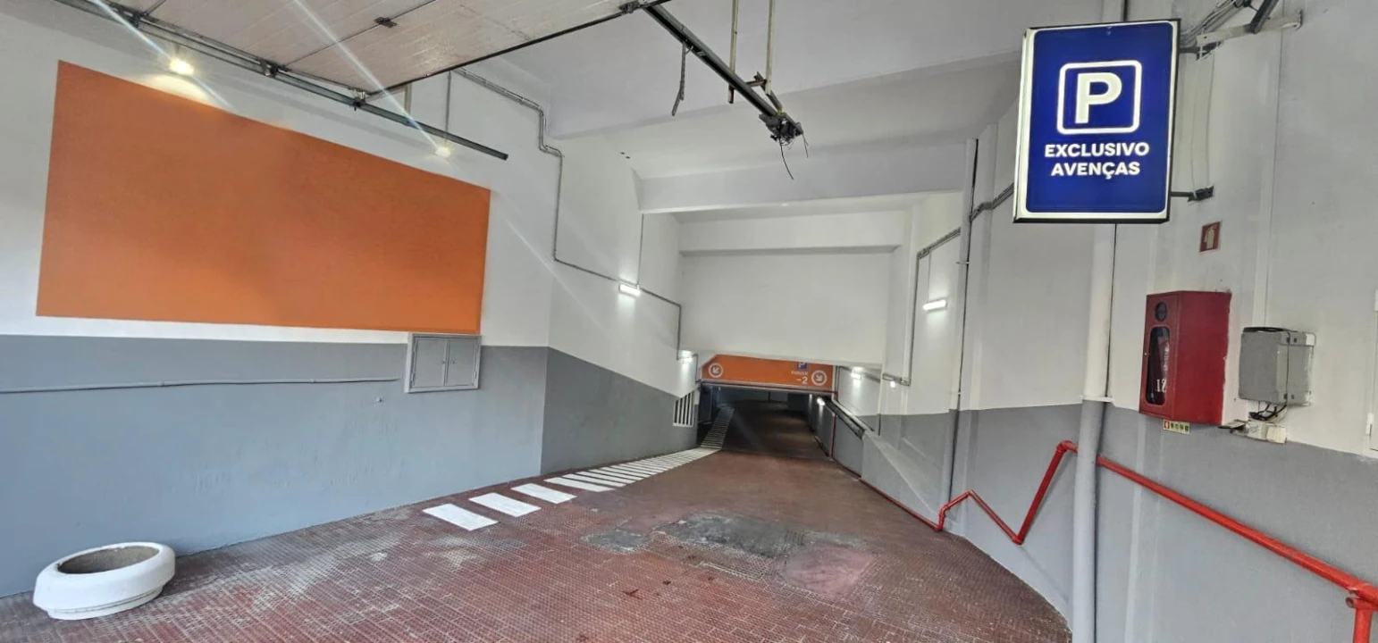 Garagem para Venda em Venteira Foto 4