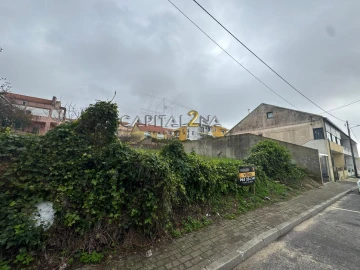 Terreno para Venda em Casal de Cambra