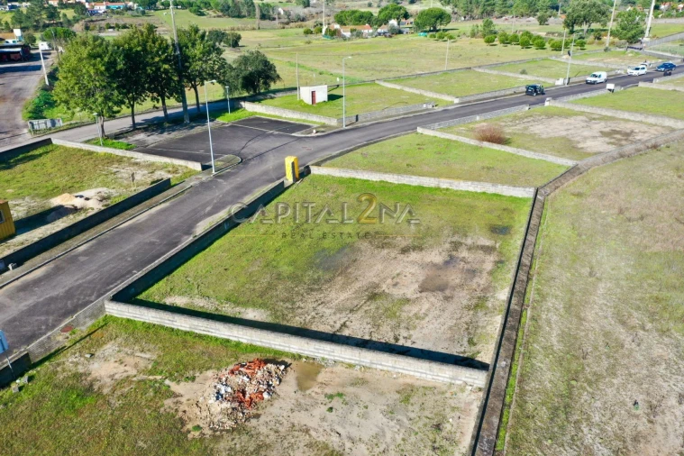 Terreno para Venda em Biscainho Foto 2