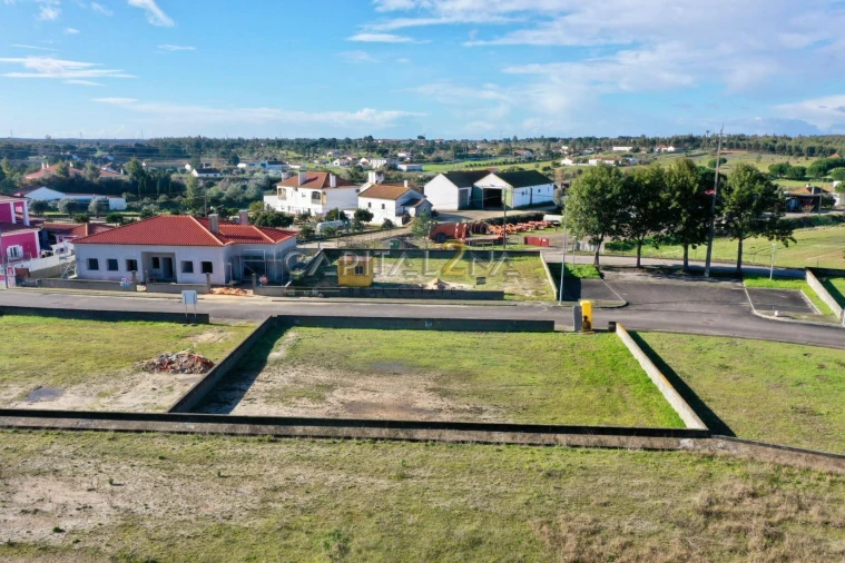 Terreno para Venda em Biscainho Foto 3