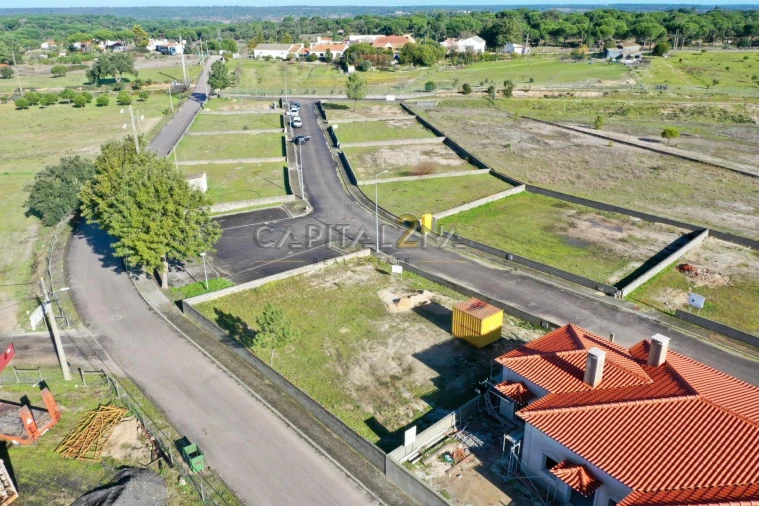 Terreno para Venda em Biscainho Foto 2