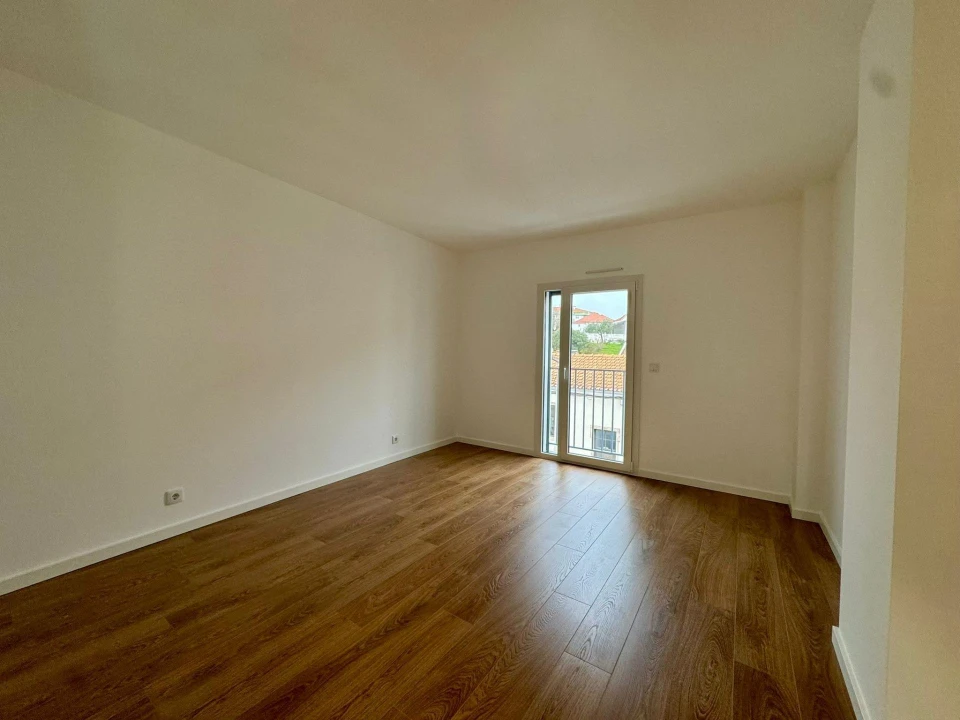 Apartamento T2 para Venda em Loures Foto 13