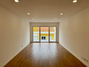 Apartamento T3 para Venda em Loures