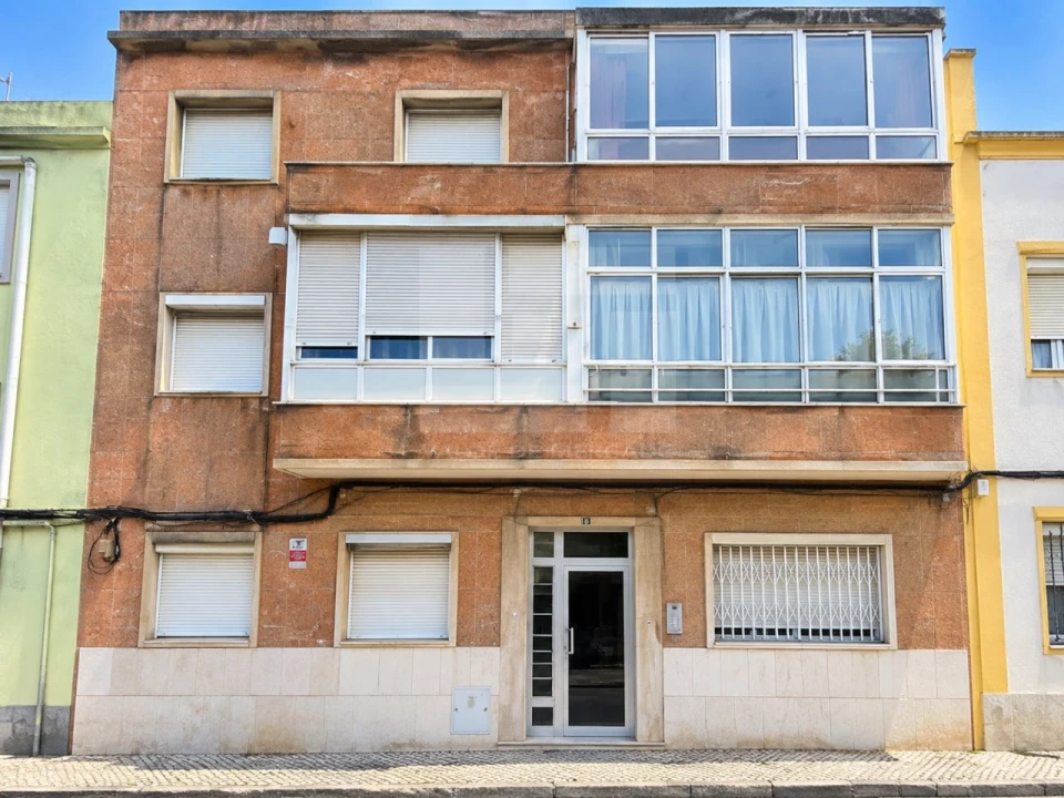 Apartamento T1 para Venda em Falagueira-Venda Nova Foto 1