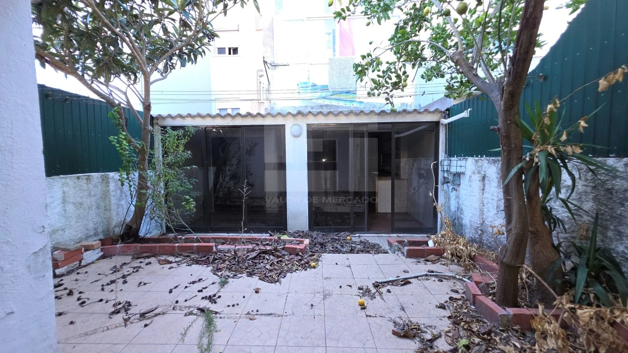Apartamento T1 para Venda em Falagueira-Venda Nova Foto 32
