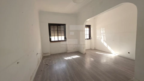 Apartamento T1 para Venda em Falagueira-Venda Nova