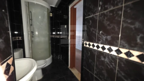 Apartamento T1 para Venda em Falagueira-Venda Nova