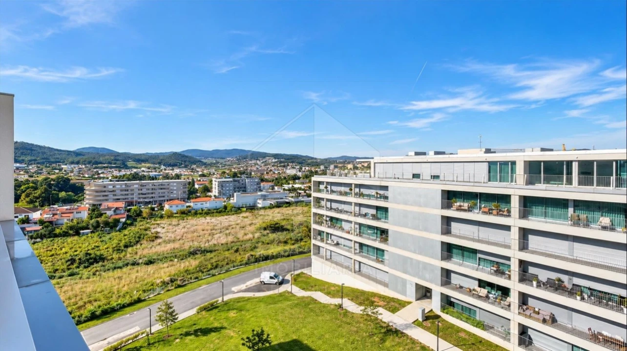 Apartamento T4 para Venda em Barcelinhos Foto 27