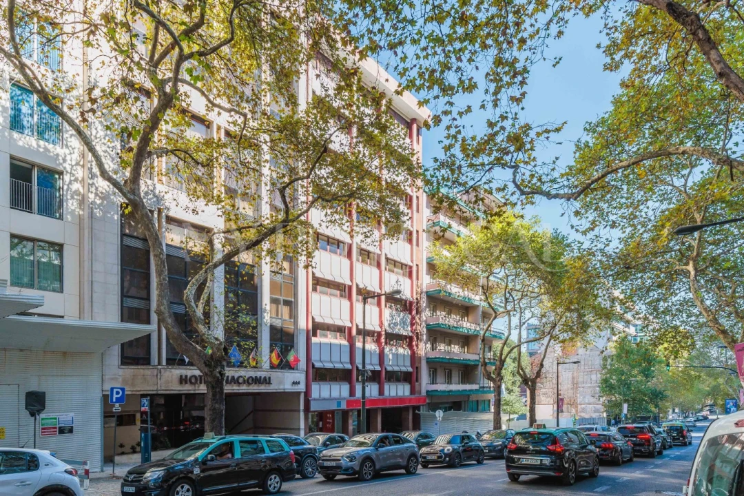 Prédio para Arrendamento em Santo António Foto 32