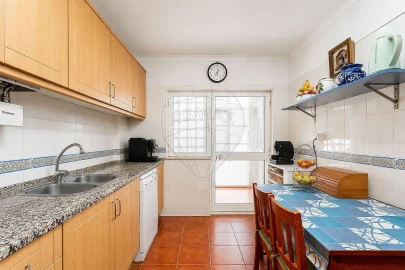 Moradia T3 para Venda em Azeitão (São Lourenço e São Simão)