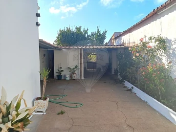 Moradia T5 para Venda em Manique do Intendente, Vila Nova de São Pedro e Maçussa