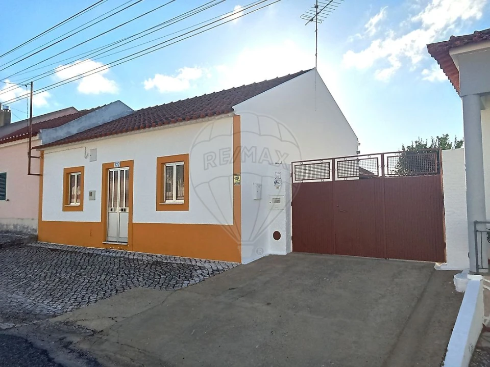 Moradia T5 para Venda em Manique do Intendente, Vila Nova de São Pedro e Maçussa Foto 3