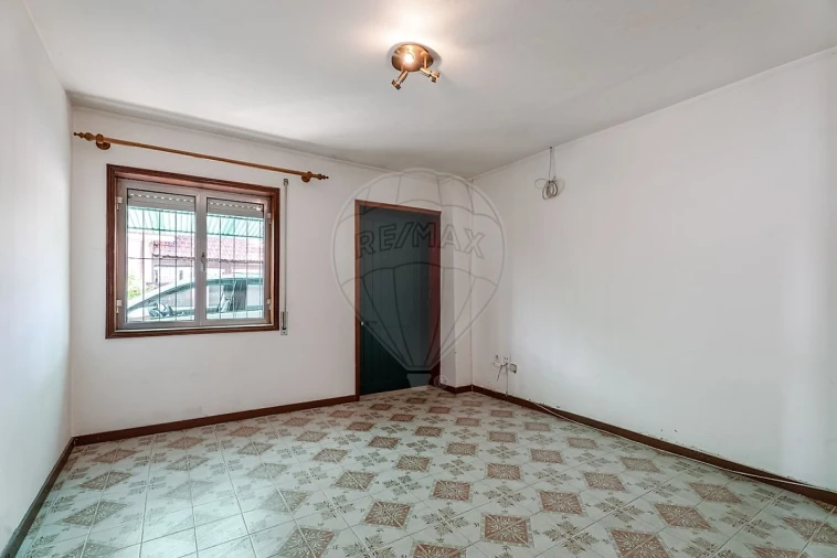 Moradia T2 para Venda em Canedo, Vale e Vila Maior Foto 12