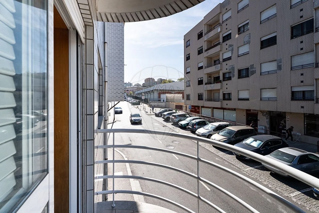 Apartamento T1 para Venda em Santa Marinha e São Pedro da Afurada Foto 14