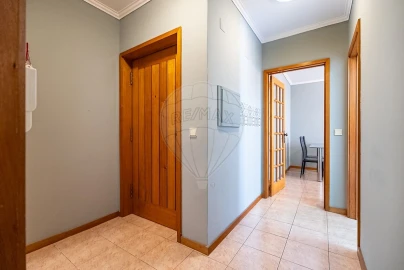 Apartamento T1 para Venda em Santa Marinha e São Pedro da Afurada