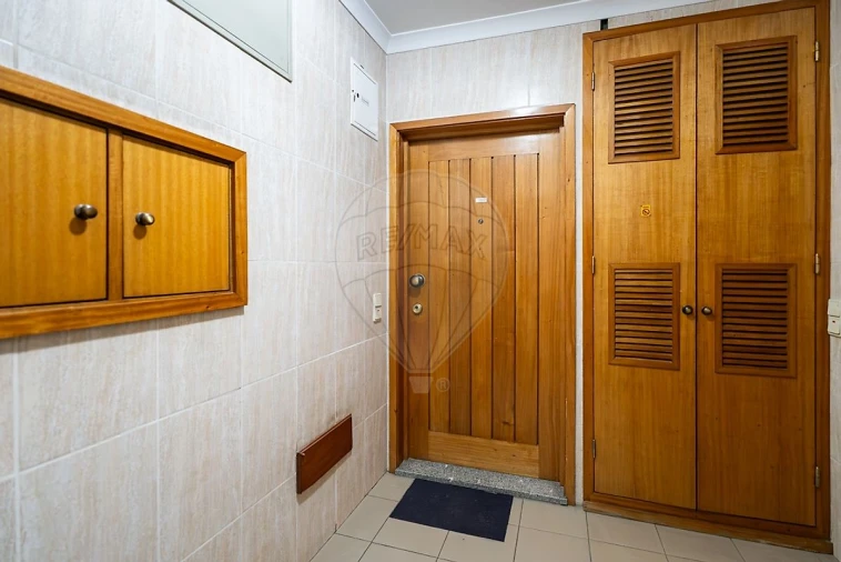 Apartamento T1 para Venda em Santa Marinha e São Pedro da Afurada Foto 15