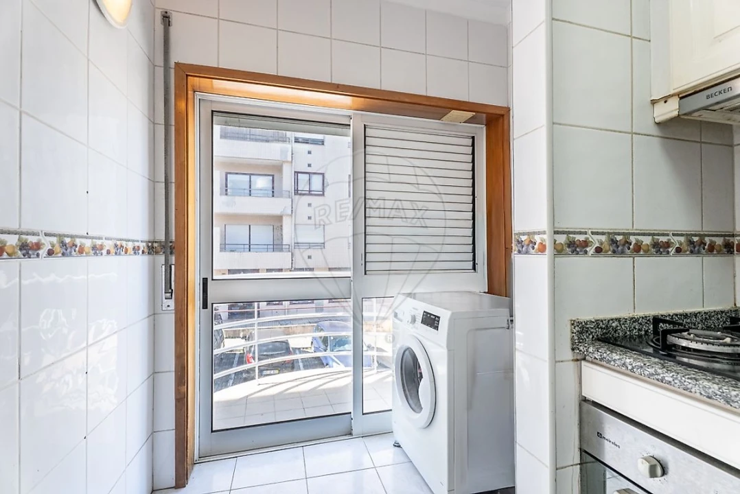 Apartamento T1 para Venda em Santa Marinha e São Pedro da Afurada Foto 9