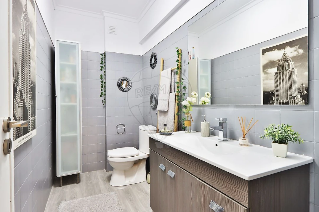 Apartamento T3 para Venda em Massamá e Monte Abraão Foto 7