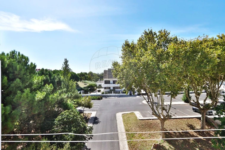 Apartamento T3 para Venda em Massamá e Monte Abraão Foto 14
