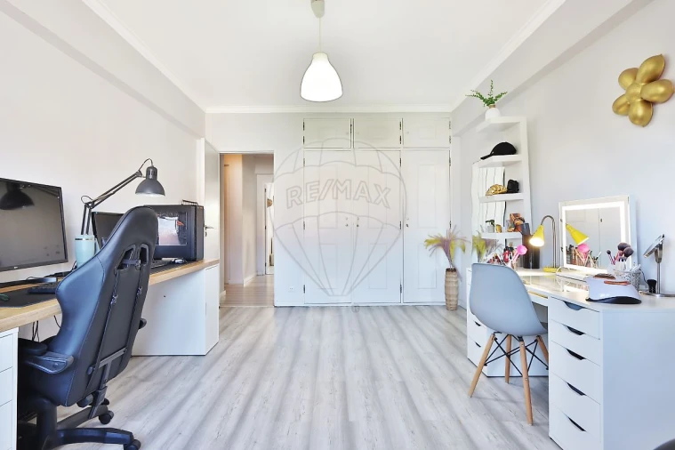 Apartamento T3 para Venda em Massamá e Monte Abraão Foto 15