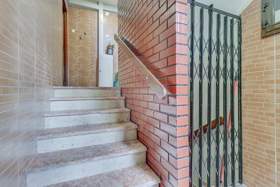 Apartamento T4 para Venda em Olivais Foto 32