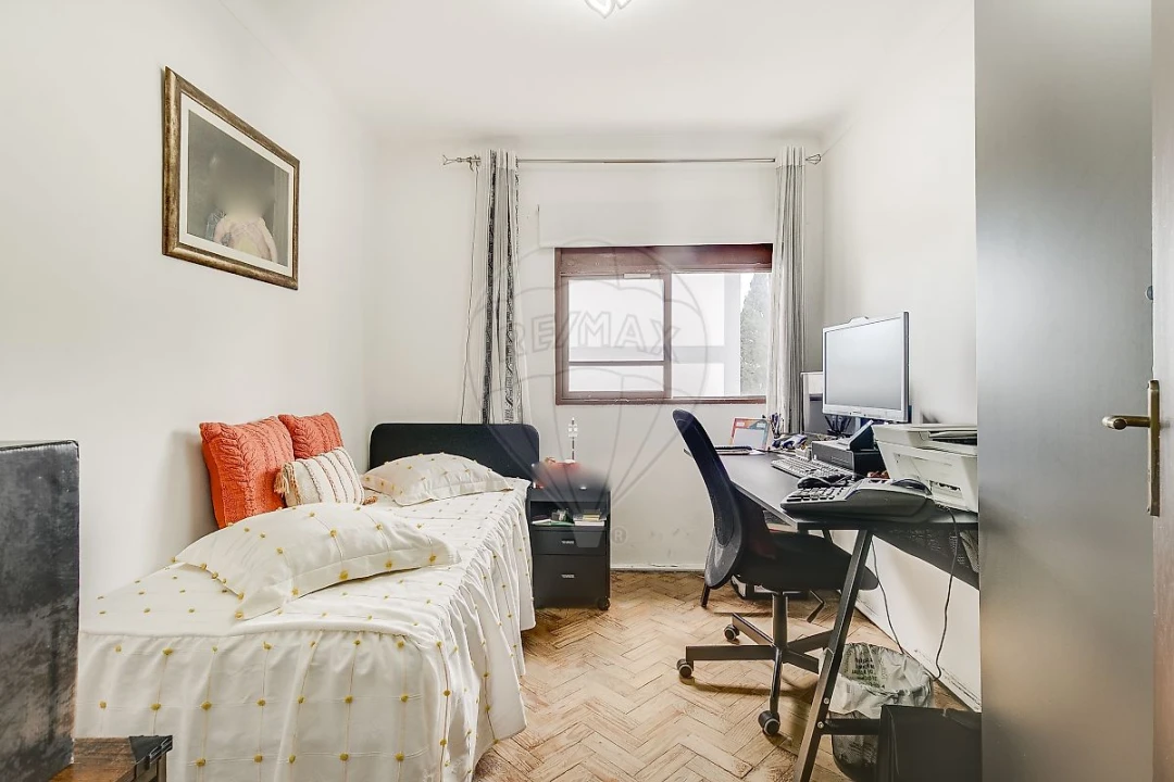 Apartamento T4 para Venda em Olivais Foto 16