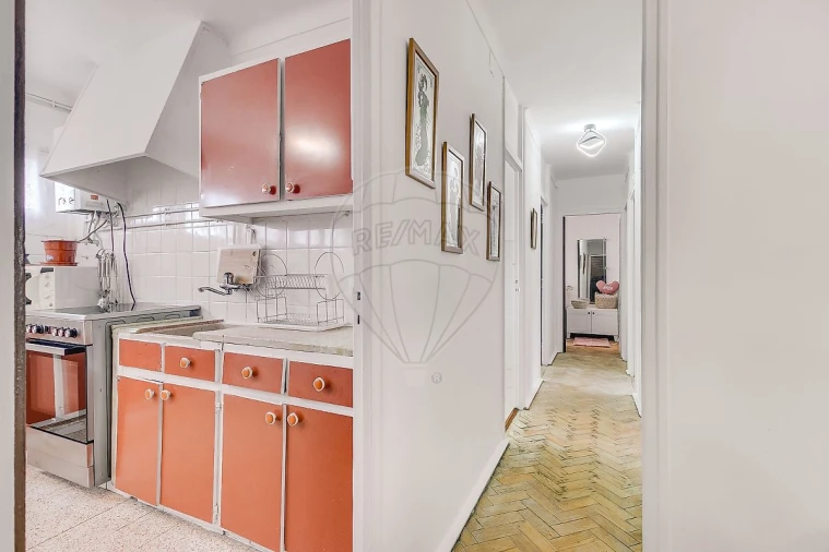 Apartamento T4 para Venda em Olivais Foto 6