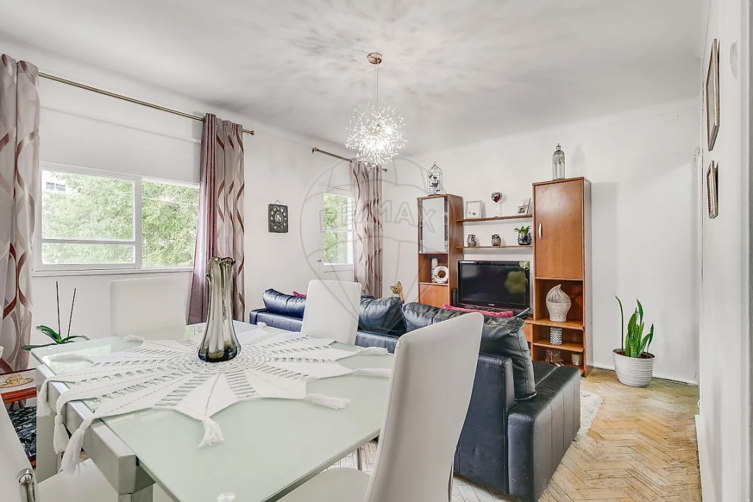 Apartamento T4 para Venda em Olivais Foto 2