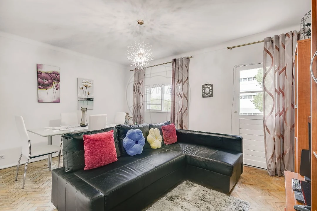 Apartamento T4 para Venda em Olivais Foto 4