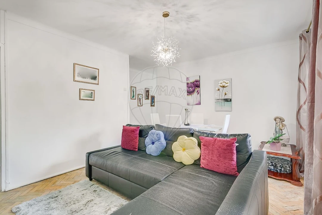 Apartamento T4 para Venda em Olivais Foto 10