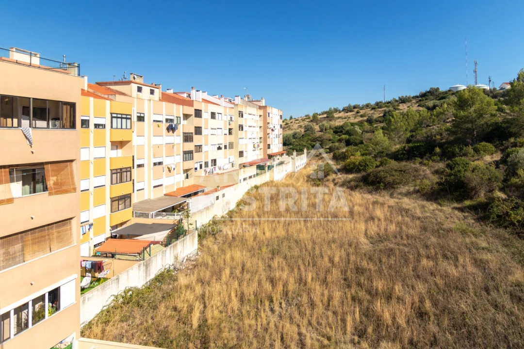 Apartamento T3 para Venda em Vila Franca de Xira Foto 10