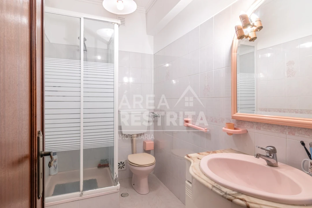Apartamento T3 para Venda em Vila Franca de Xira Foto 18