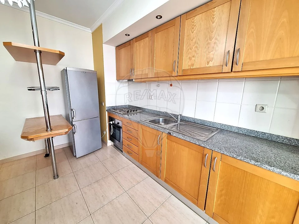 Apartamento T1 para Venda em Portimão Foto 2