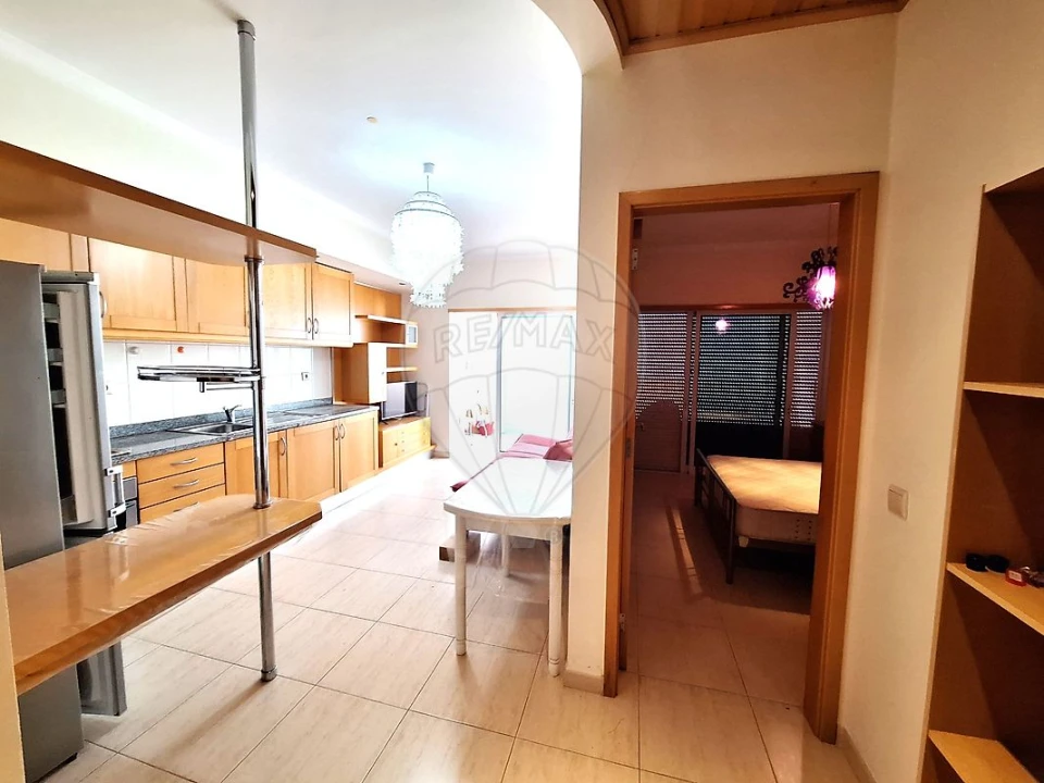 Apartamento T1 para Venda em Portimão Foto 3