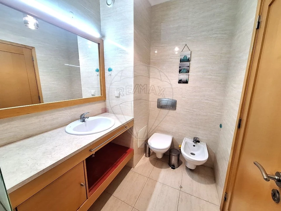 Apartamento T1 para Venda em Portimão Foto 13