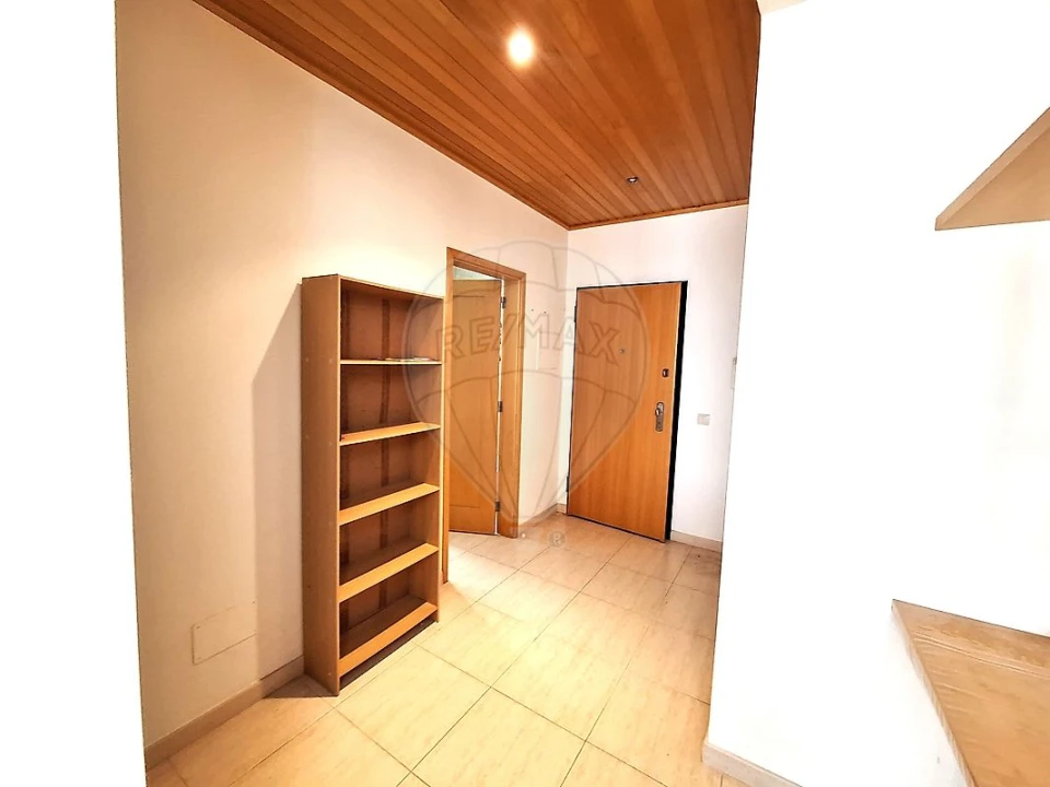 Apartamento T1 para Venda em Portimão Foto 7