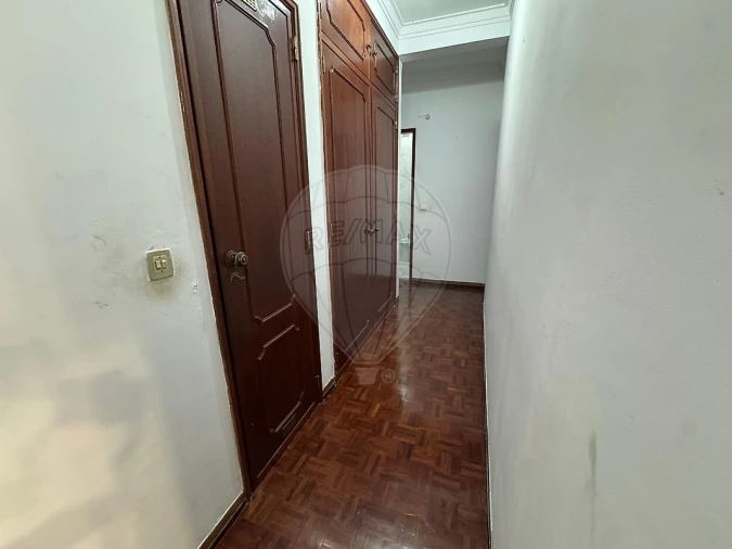 Apartamento T2 para Venda em Massamá e Monte Abraão Foto 6