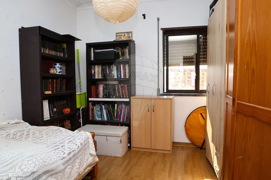 Apartamento T3 para Venda em Moita Foto 30