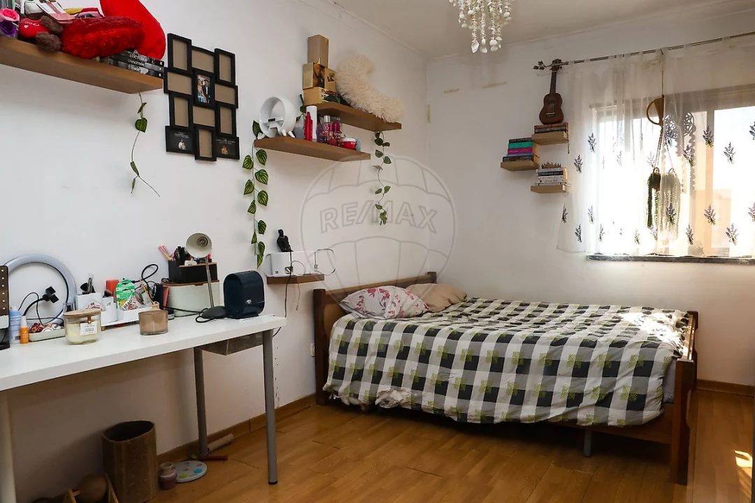 Apartamento T3 para Venda em Moita Foto 32