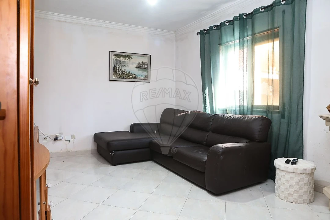 Apartamento T3 para Venda em Moita Foto 16