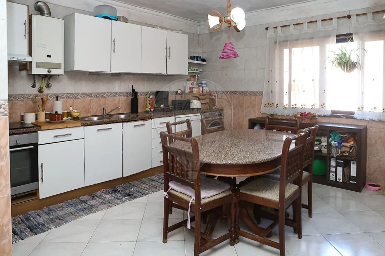 Apartamento T3 para Venda em Moita Foto 3