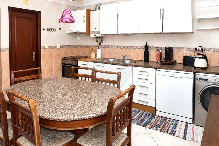 Apartamento T3 para Venda em Moita Foto 8