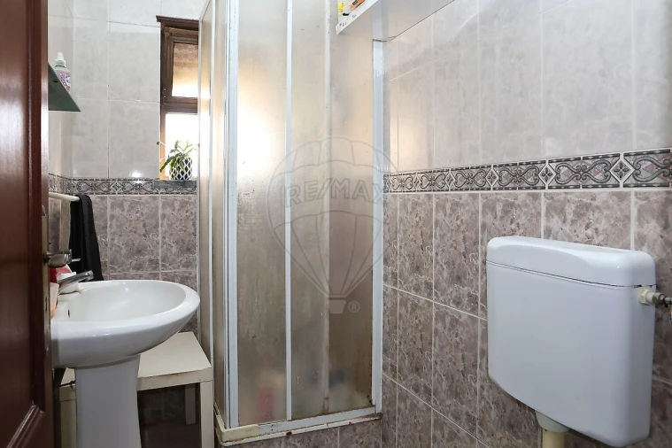 Apartamento T3 para Venda em Moita Foto 10
