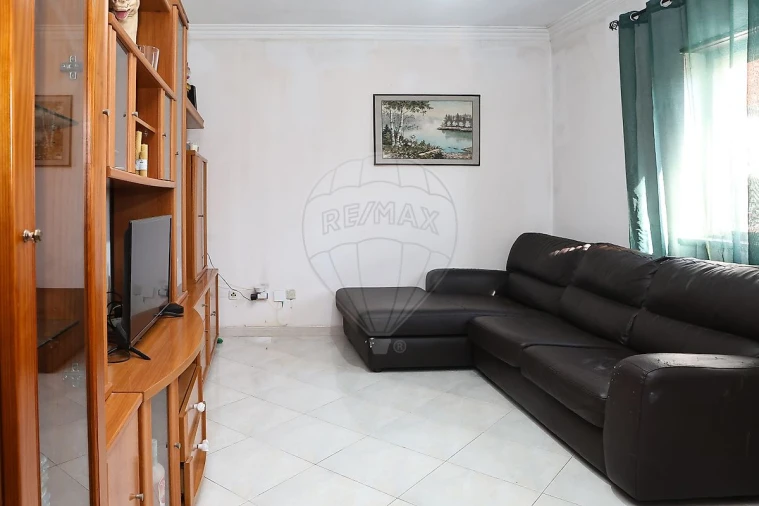 Apartamento T3 para Venda em Moita Foto 12