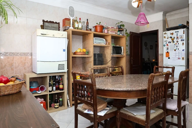 Apartamento T3 para Venda em Moita Foto 2