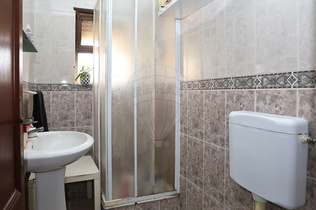 Apartamento T3 para Venda em Moita Foto 10