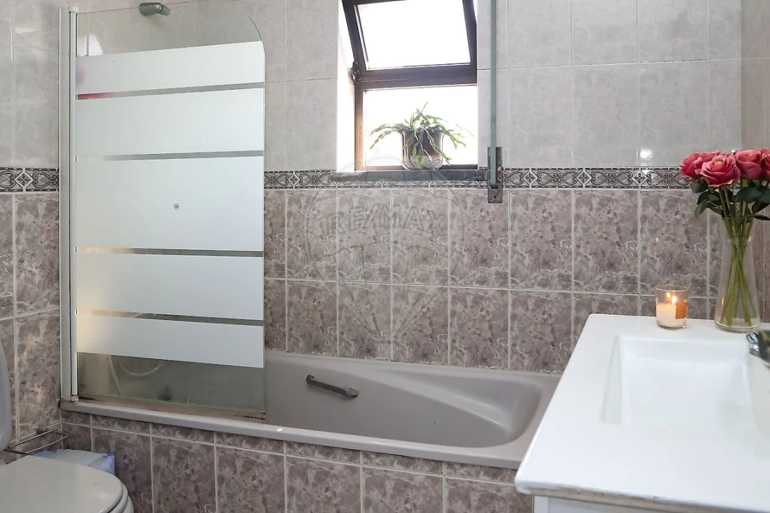 Apartamento T3 para Venda em Moita Foto 6