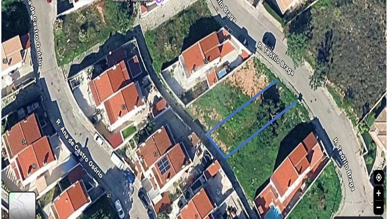 Terreno para Venda em Sesimbra (Castelo) Foto 4
