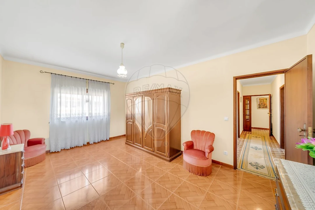 Moradia T4 para Venda em São Lourenço do Bairro Foto 21